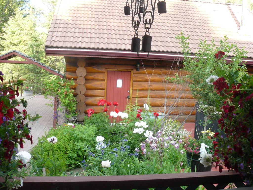 Hitching Post Resort Kelowna Room photo