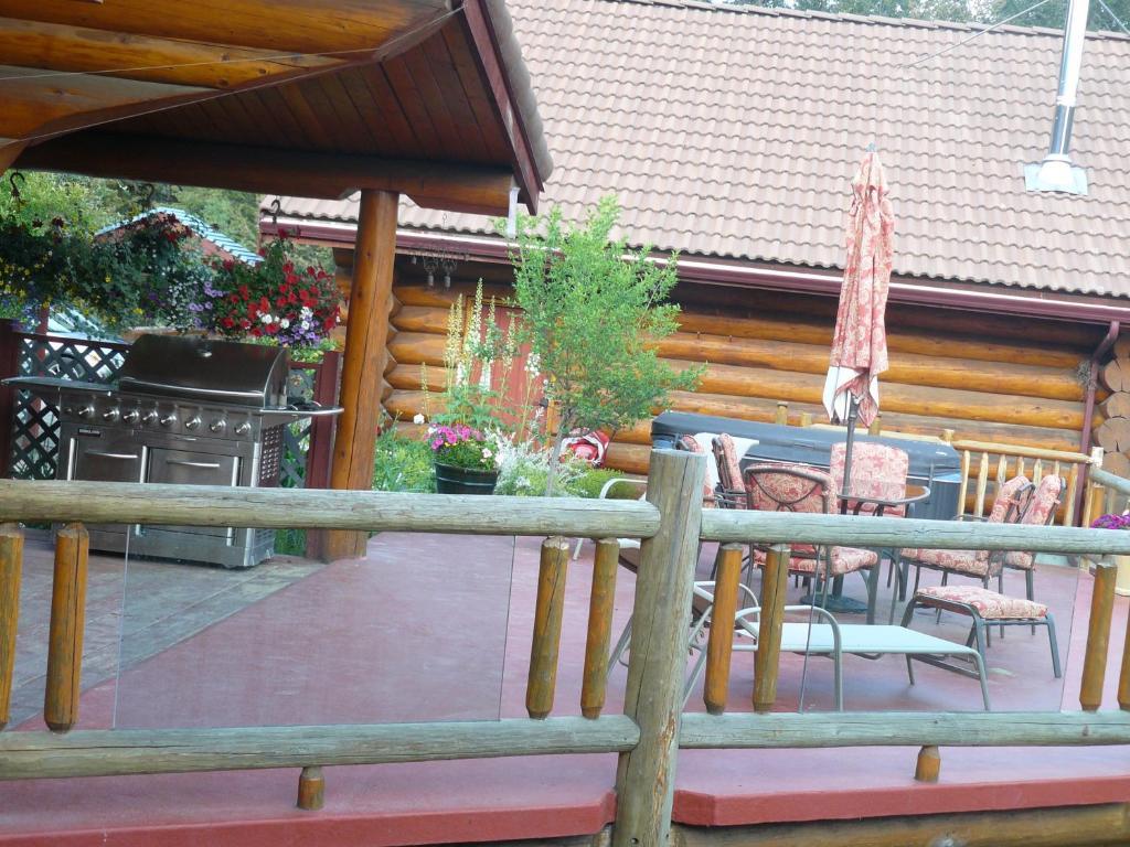 Hitching Post Resort Kelowna Room photo